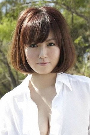 Sayaka Isoyama portrait