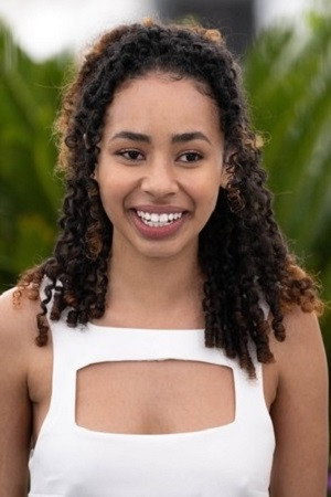 Enva Lewis portrait