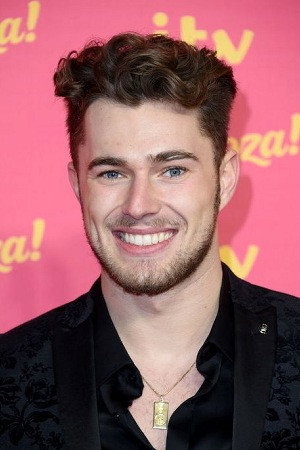 Curtis Pritchard portrait