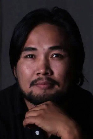 Imash Azhikul portrait