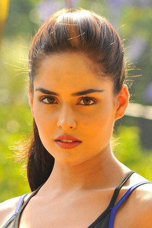 Nathalia Kaur portrait