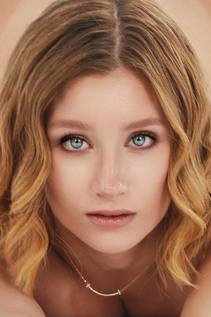 Lily Blossom portrait