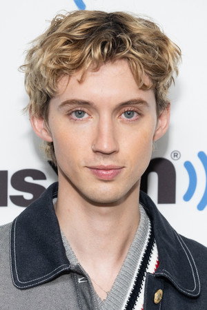 Troye Sivan portrait
