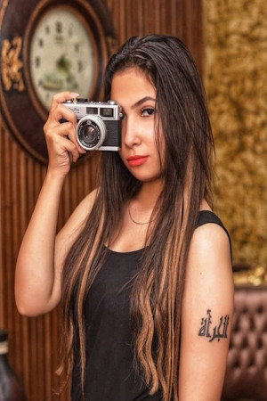 Emy Eslam portrait