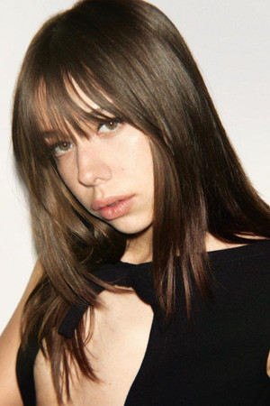 Kim Higelin portrait