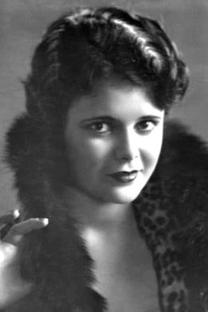 Viola Richard portrait