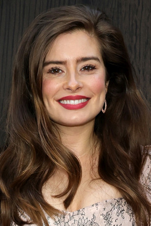 Rachel Shenton portrait