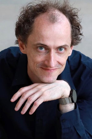Paul Schlase portrait