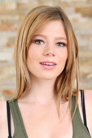 Mia Collins portrait
