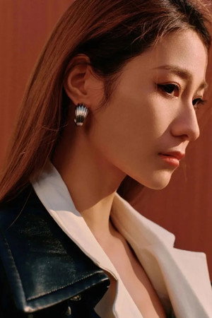 Wen Yingqian portrait