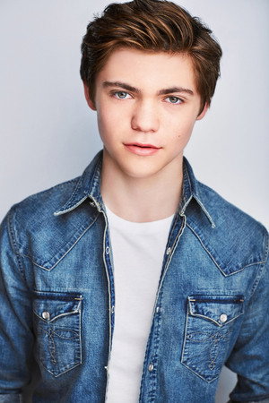 Jackson Dorfmann portrait