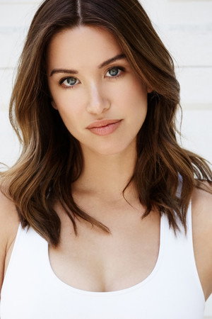 Melissa Bolona portrait