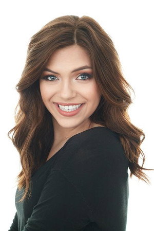 Camryn Buelow portrait