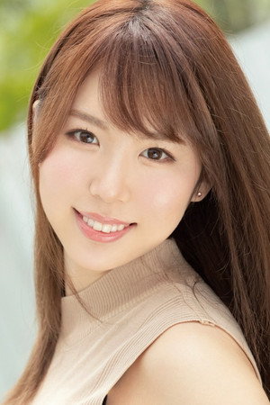Nina Sakino portrait