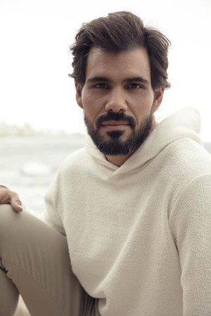 Juliano Cazarré portrait