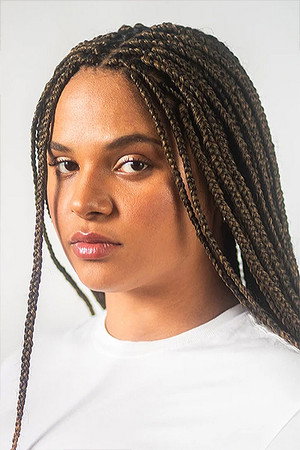 Andréa Bak portrait