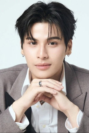 Thipakorn Thitathan portrait
