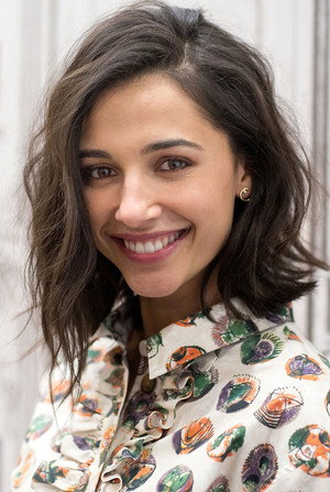 Naomi Scott portrait
