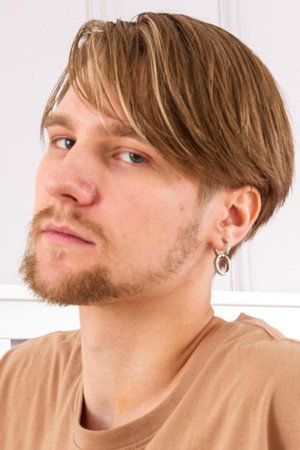 Avi Jones portrait