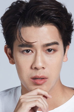 Piamchon Damrongsunthornchai portrait