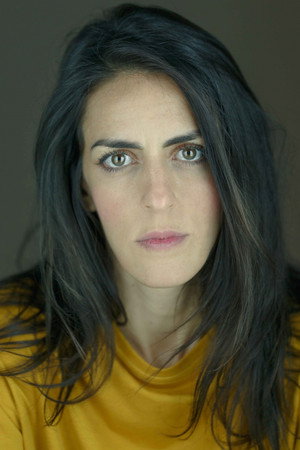 Luciana Paes portrait