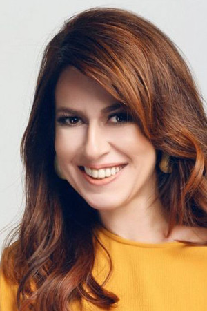 İpek Tuzcuoğlu portrait