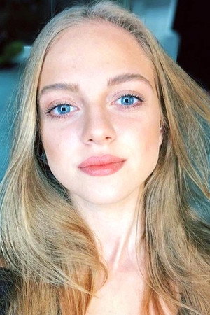 İpek Filiz Yazıcı portrait