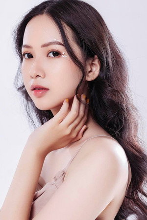Phương Quỳnh portrait