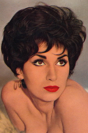 Yvonne Romain portrait