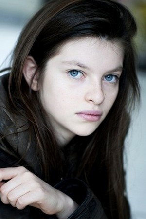 Juliette Bettencourt portrait