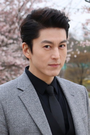 Ryu Soo-young portrait