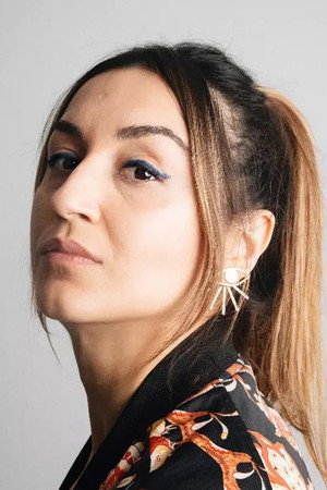 Özge Özel portrait