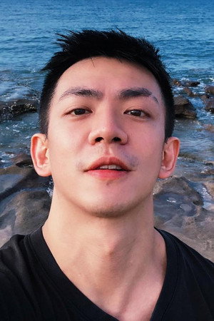 Eddie Chen portrait