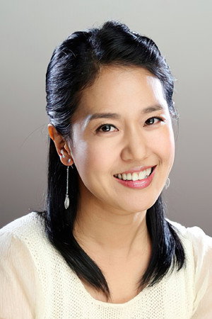 Lee Yeon-kyung portrait