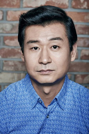 Park Hyuk-kwon portrait
