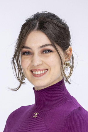 Anamaria Vartolomei portrait