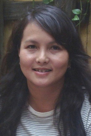 Mai Phương portrait