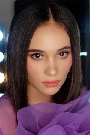 Aurora Ribero portrait