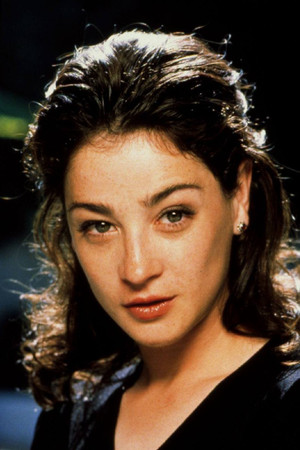 Moira Kelly portrait