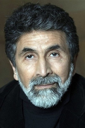 Azize Kabouche portrait
