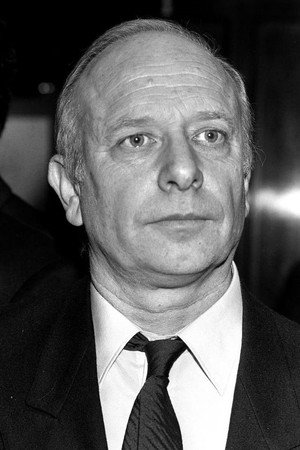 Manuel Summers portrait
