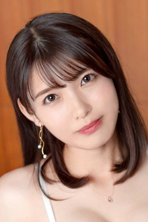 Nozomi Ikuta portrait
