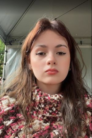 Lia Santos portrait