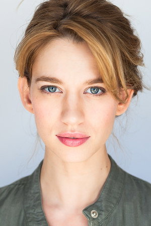 Yael Grobglas portrait