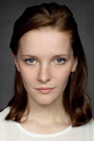 Morfydd Clark portrait