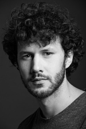 Joe Manjón portrait