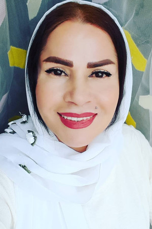 Saghi Zinati portrait