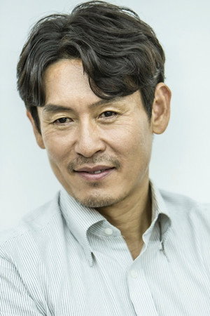 Sul Kyung-gu portrait