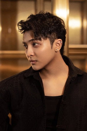 Swan Htet Nyi Nyi portrait