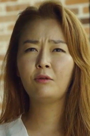 Eun Jeong portrait